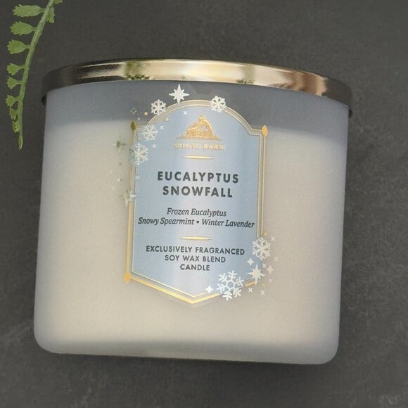 BBW Eucalyptus Snowfall White Barn Bath & Body Works 3 Wick Candle - Picture 5 of 10